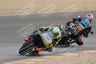 media/Dec-17-2022-SoCal Trackdays (Sat) [[224abd9271]]/Turn 10 Backside (120pm)/